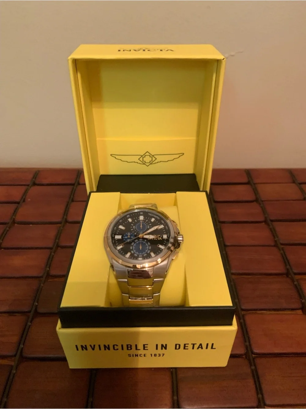 Invicta Men's 47823 Sea Vulture Bathyal Quartz 46mm Black Gold Stainless Steel